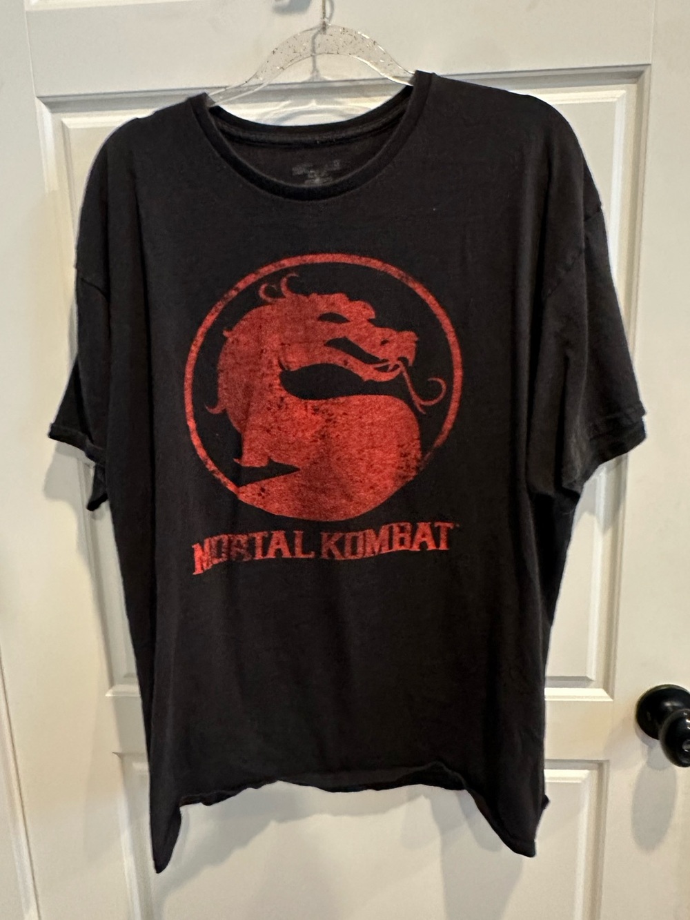 Mortal Kombat X Black Distressed Dragon Logo Graphic T-Shirt Gaming Tee